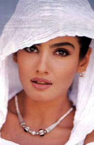 Raveena3